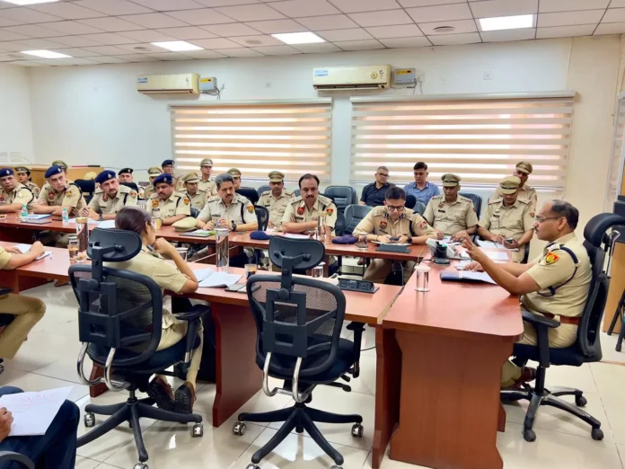 Faridabad News : पुलिस आयुक्त सतेंद्र कुमार गुप्ता ने पुलिस अधिकारियों के साथ की गोष्ठी, यातायात अधिकारी रहे उपस्थित