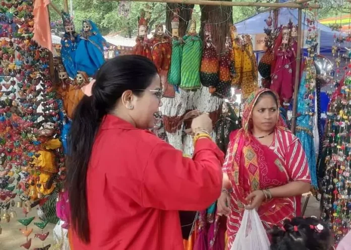 Faridabad Surajkund Mela : दीपावली मेला आत्मनिर्भर भारत और स्वदेशी मेला थीम के साथ किया जा रहा आयोजित