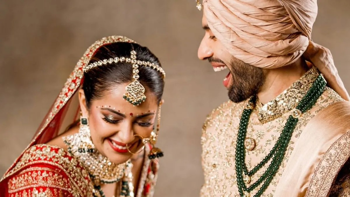 Avika Gor Wedding Photos: बालिका’ से बनीं दुल्हनिया… मिलिंद संग शादी के बंधन में बंधीं अविका गौर, देखें वेडिंग फोटोज