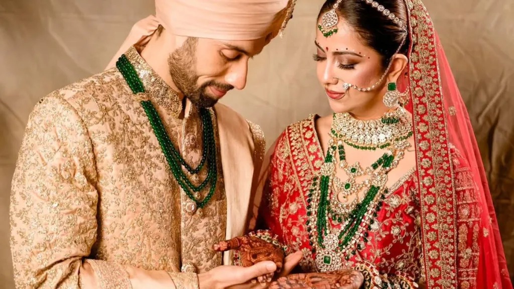 Avika Gor Wedding Photos: बालिका’ से बनीं दुल्हनिया… मिलिंद संग शादी के बंधन में बंधीं अविका गौर, देखें वेडिंग फोटोज