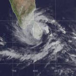 Ditwaha Cyclone Storm : आज किसी भी समय भारतीय तट से टकरा सकता है दित्वाह