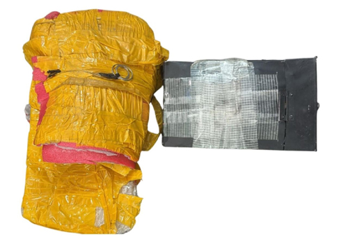 Amritsar Crime News : अमृतसर में विस्फोटक सहित दो सगे भाई गिरफ्तार Amritsar Crime News : अमृतसर में विस्फोटक सहित दो सगे भाई गिरफ्तार