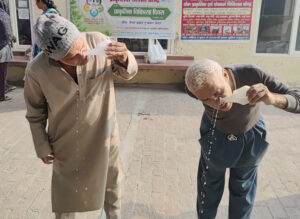 National Naturopathy Day के अवसर पर 'गांधी स्मारक निधि' पट्टीकल्याणा में दी निशुल्क प्राकृतिक एवं पंचकर्म चिकित्सा