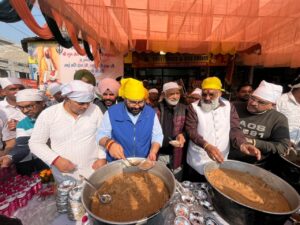 MP Kartikeya Sharma ने 'शहीदी यात्रा' का किया भव्य स्वागत, बोले- श्री गुरु तेग बहादुर जी ने मानवता के लिए जो महान कुर्बानी दी, उससे बड़ी कोई मिसाल नहीं