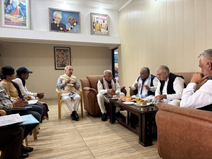 Union Cabinet Minister Manohar Lal ने की छह गांवों के विकास कार्यों की समीक्षा, तेजी लाने के निर्देश