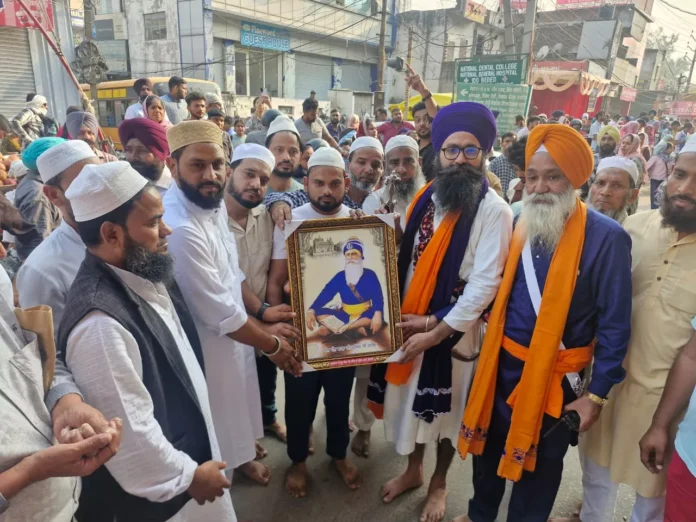 A massive Nagar Kirtan procession was held in Derabassi; the Muslim Welfare Committee 8360 organized a community kitchen (langar), setting an example of brotherhood.