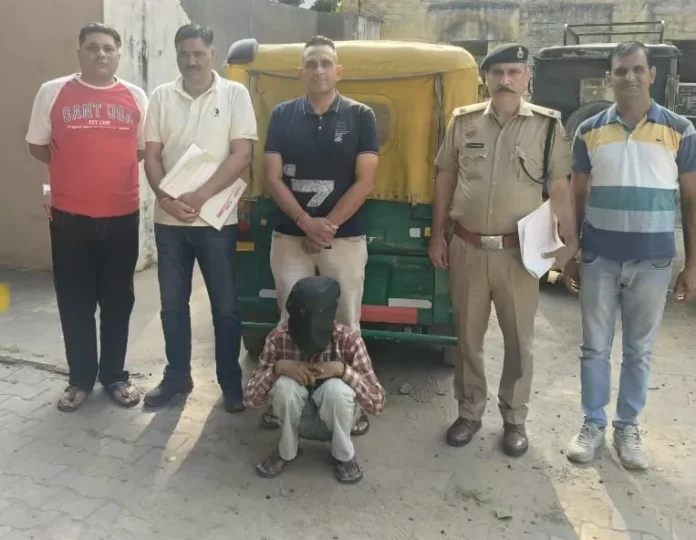 A young man was arrested at a checkpoint with a stolen auto rickshaw; the vehicle was recovered and he was sent to jail. A young man was arrested at a checkpoint with a stolen auto rickshaw; the vehicle was recovered and he was sent to jail.