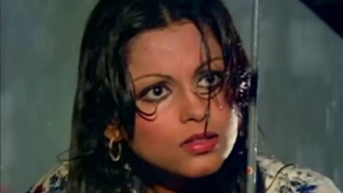 Actress Simple Kapadia