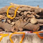 Antim Sanskar: क्या महिलाएं भी कर सकती हैं दाह संस्कार, जानें?