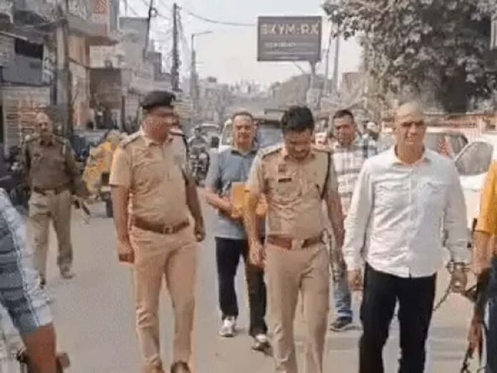 Sonipat News: सोनीपत में हत्या के आरोपी पूर्व सरपंच का सिर मुंडवाकर पैदल घुमाया
