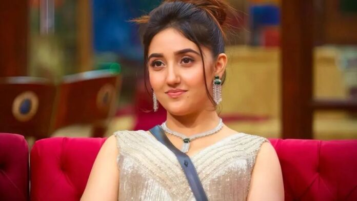 Bigg Boss 19: आधी रात में भावुक पोस्ट, बाहर आते ही अश्नूर कौर का शो पर तंज!