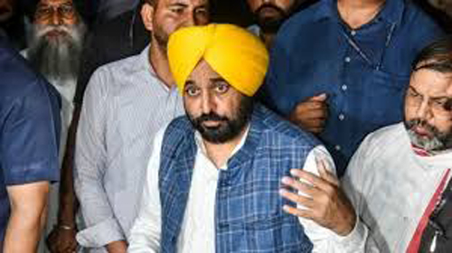 Punjab News Update : कैप्टन अमरिंदर सिंह के परिवार ने हमेशा पंजाब से धोखा किया : मान Punjab News Update : कैप्टन अमरिंदर सिंह के परिवार ने हमेशा पंजाब से धोखा किया : मान