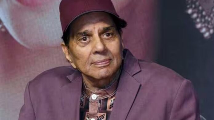 Dharmendra Death News: दिग्गज अभिनेता धर्मेंद्र का निधन, 89 साल में थम गई ‘ही-मैन’ की सांसें Dharmendra Death News: दिग्गज अभिनेता धर्मेंद्र का निधन, 89 साल में थम गई ‘ही-मैन’ की सांसें