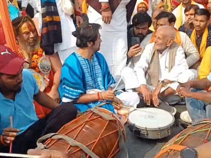 Sanatan Ekta Padyatra: सनातन एकता पदयात्रा के 5वें दिन धीरेंद्र शास्त्री बोले- अगर हिंदू एकजुट नहीं हुए तो 80 हजार लोग मरेंगे