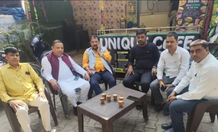 Discussion on the Bihar assembly elections, appeal to vote in favor of the NDA. Discussion on the Bihar assembly elections, appeal to vote in favor of the NDA.