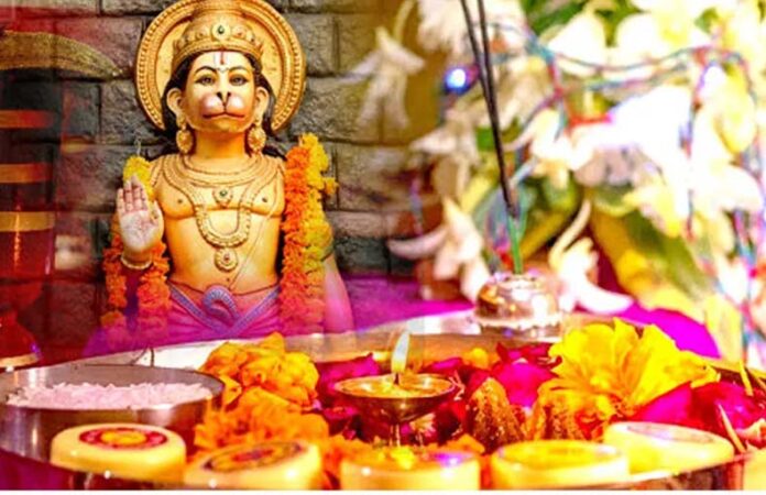 Hanuman Chalisa Path Time: जानें हनुमान चालीसा का पाठ करने का सही समय और विधि Hanuman Chalisa Path Time: जानें हनुमान चालीसा का पाठ करने का सही समय और विधि