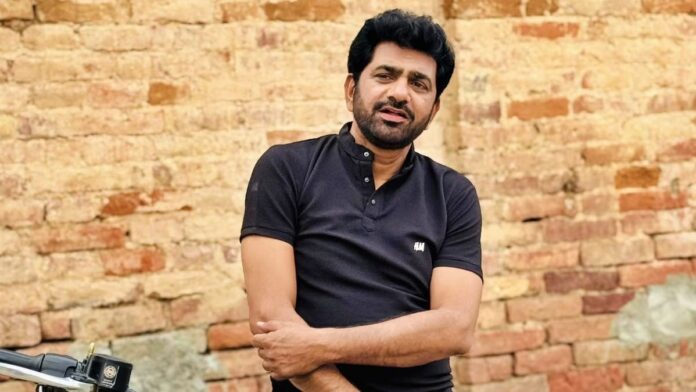 Haryanvi Actor Uttar Kumar : रेप केस में घिरे उत्तर कुमार पर दोबारा FIR, नए आरोपों से बढ़ी हलचल Haryanvi Actor Uttar Kumar : रेप केस में घिरे उत्तर कुमार पर दोबारा FIR, नए आरोपों से बढ़ी हलचल