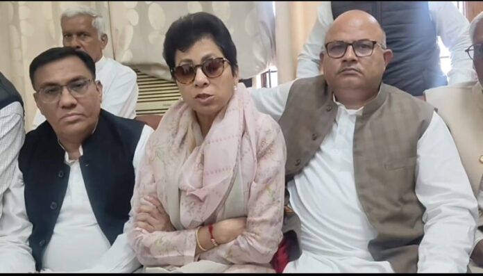 Kumari Selja सरकार पर साधा निशाना, बोलीं - भाजपा सरकार जनता के मुद्दों से भाग रही, शहीदों के सम्मान पर भी 'राजनीति'