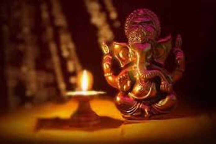 Lord Ganesha Puja: करियर और कारोबार में सफलता पाने के लिए बुधवार के दिन करें ये उपाय Lord Ganesha Puja: करियर और कारोबार में सफलता पाने के लिए बुधवार के दिन करें ये उपाय