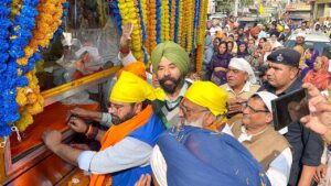 MP Kartikeya Sharma ने 'शहीदी यात्रा' का किया भव्य स्वागत, बोले- श्री गुरु तेग बहादुर जी ने मानवता के लिए जो महान कुर्बानी दी, उससे बड़ी कोई मिसाल नहीं