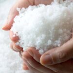 Raviwar Namak Upaay: रविवार के दिन करें नमक का दान, सूर्य देव चमका देंगे किस्मत