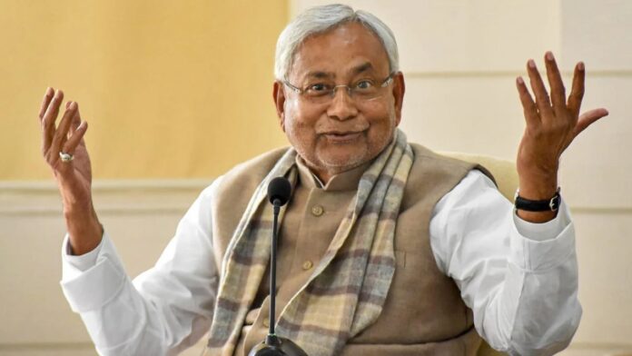 Nitish Kumar चुने गए एनडीए विधायक दल के नेता, नीतीश के सिर पर 10 वीं बार सजेगा 'सीएम' का ताज Nitish Kumar चुने गए एनडीए विधायक दल के नेता, नीतीश के सिर पर 10 वीं बार सजेगा 'सीएम' का ताज