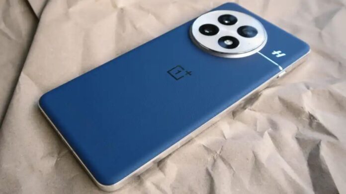 OnePlus 13 की कीमत में भारी गिरावट, इस शानदार डील पर एक नज़र डालें OnePlus 13 की कीमत में भारी गिरावट, इस शानदार डील पर एक नज़र डालें