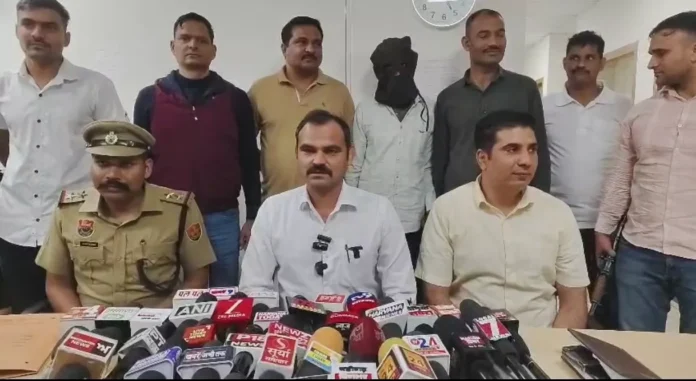 Panchkula police recovered heroin and opium worth Rs 14 lakh and arrested three drug smugglers.