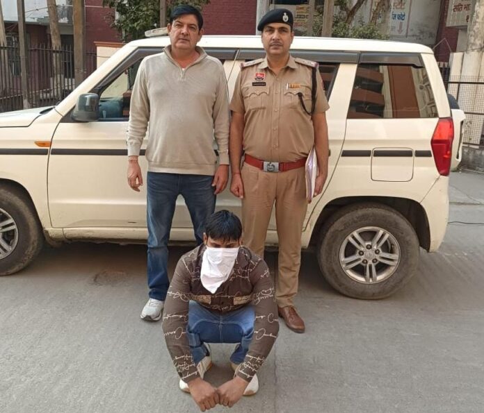 Panipat News : 460 नशीले प्रतिबंधित इंजेक्शन तस्करी मामले में सप्लायर गिरफ्तार, 2 दिन के पुलिस रिमांड पर Panipat News : 460 नशीले प्रतिबंधित इंजेक्शन तस्करी मामले में सप्लायर गिरफ्तार, 2 दिन के पुलिस रिमांड पर