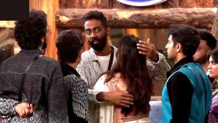 Pranit More Comeback: Bigg Boss में मचा हड़कंप! घर में दाखिल हुआ रहस्यमयी शख्स, मृदुल-अशनूर की निकली जोरदार चीख Pranit More Comeback: Bigg Boss में मचा हड़कंप! घर में दाखिल हुआ रहस्यमयी शख्स, मृदुल-अशनूर की निकली जोरदार चीख