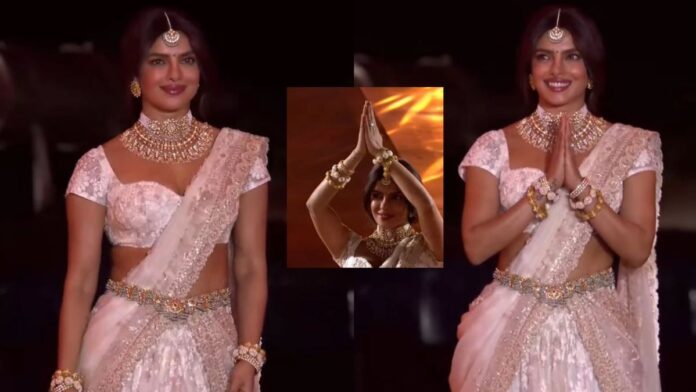 Priyanka Chopra White Lehenga: सफेद लहंगे में उतरीं प्रियंका चोपड़ा, देसी अंदाज ने इवेंट में मचा दिया धमाका Priyanka Chopra White Lehenga: सफेद लहंगे में उतरीं प्रियंका चोपड़ा, देसी अंदाज ने इवेंट में मचा दिया धमाका