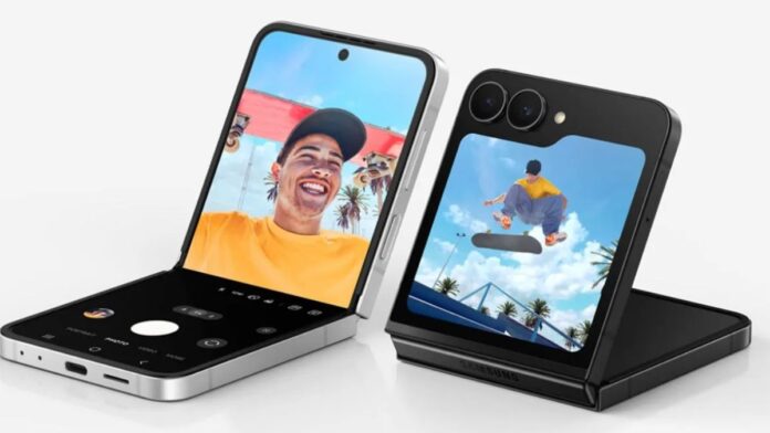 Samsung Foldable Smartphone Samsung Foldable Smartphone: सैमसंग के फोल्डेबल स्मार्टफोन की कीमत में ₹16,000 की भारी कटौती