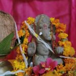 Sankashti Chaturthi: संकष्टी चतुर्थी पर भगवान गणेश को अर्पित करें ये चीजें