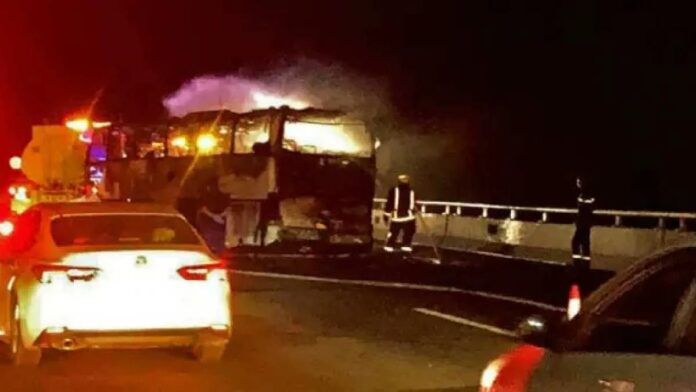 Saudi Arabia Bus Accident: सऊदी अरब में हज यात्रियों की बस भीषण हादसे का शिकार, 42 भारतीयों की मौत से मचा हड़कंप” Saudi Arabia Bus Accident: सऊदी अरब में हज यात्रियों की बस भीषण हादसे का शिकार, 42 भारतीयों की मौत से मचा हड़कंप”