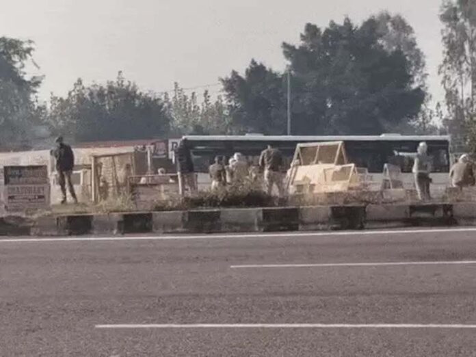 Kaumi Insaf Morcha: सिख बंदियों की रिहाई की मांग, कौमी इंसाफ मोर्चा करेगा दिल्ली कूच Kaumi Insaf Morcha: सिख बंदियों की रिहाई की मांग, कौमी इंसाफ मोर्चा करेगा दिल्ली कूच