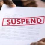 Sirsa News : दो अफसरों पर गिरी गाज - पराली जलाने की घटना के बाद ग्राम सचिव प्रदीप कुमार और पटवारी हिमांशु को किया सस्पेंड