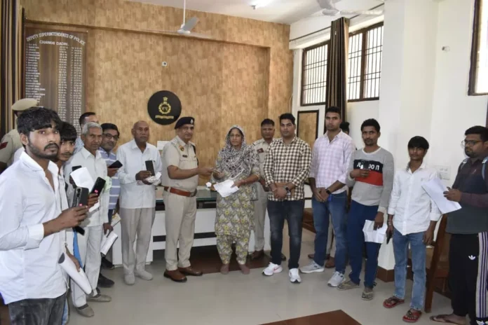 The cyber cell recovered 15 stolen and lost mobile phones and returned them to their owners.
