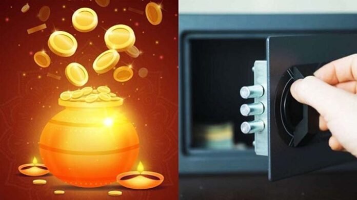 Vastu Tips: घर में रख दें ये चीजें, कभी खाली नहीं रहेगी तिजोरी