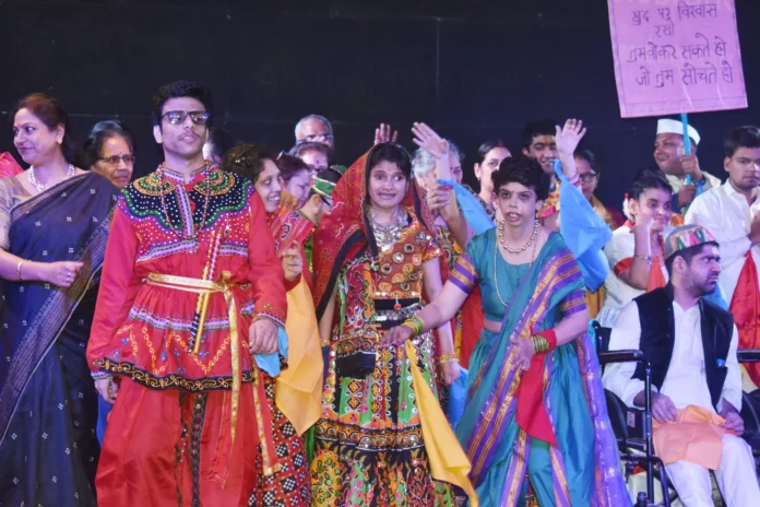 Bharat Vikas Parishad's annual function dedicated to disabled children was appreciated by all. Faridabad News : दिव्यांग बच्चों को समर्पित भारत विकास परिषद के वार्षिकोत्सव को सभी ने सराहा