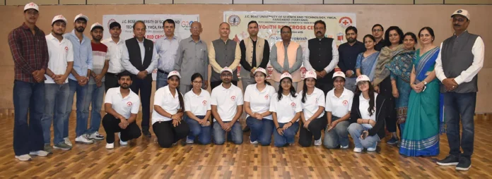 Faridabad News : जेसी बोस विश्वविद्यालय में राष्ट्रीय कैंसर जागरूकता दिवस पर रक्तदान शिविर का आयोजन