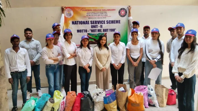 Faridabad News : बीपीटीपी स्लम क्षेत्र में मेगा वस्त्र दान अभियान चलाया