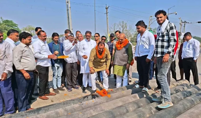 MLA Moolchand Sharma inaugurated development projects worth 1.25 crore. Faridabad News : सवा करोड़ के विकास कार्यों का विधायक मूलचंद शर्मा ने किया शुभारंभ