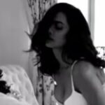 Esha Gupta Bold Scene: पहले शेफ, फिर सुपरबोल्ड स्टार! इमरान हाशमी के साथ डेब्यू में दिखाया हॉट अवतार