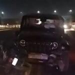 Faridabad News : अनियंत्रित होकर नाले में गिरी थार, चालक ने सूझबूझ से बचाई जान, लोगों ने प्रशासन पर लगाए गंभीर आरोप 