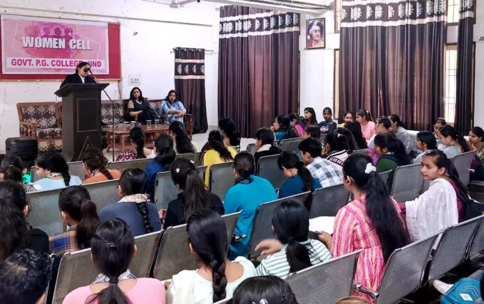 Jind News : महिलाओं को सशक्त बनने के लिए अधिकारों की जानकारी होना जरूरी : सत्यवान मलिक