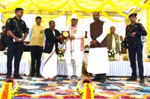 Panipat News : सेंट मैरी कॉन्वेंट सीनियर सेकेंडरी स्कूल के वार्षिक स्पोर्ट्स डे कार्यक्रम में पहुंचे मंत्री कृष्णलाल पंवार, बोले - खेल राष्ट्र निर्माण की आधारशिला