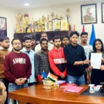 Independent Youth Front : इंडिपेंडेंट यूथ फ्रंट ने वीसी को सौंपा ज्ञापन