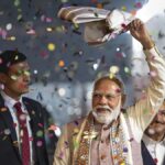 PM Narendra Modi LIVE BJP Headquarters: कांग्रेस से सावधान! पीएम मोदी का करारा वार