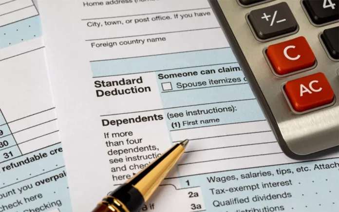 PF withdrawal is taxable, know when 10% TDS is applicable EPFO Tax Rules : PF निकासी कर योग्य , जाने कब लगता है 10% TDS