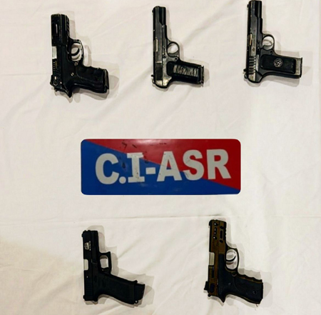 Amritsar Crime News : पांच पिस्तौल सहित हथियार तस्कर पकड़ा Amritsar Crime News : पांच पिस्तौल सहित हथियार तस्कर पकड़ा